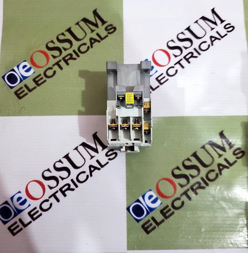 HYUNDAI HIMC22W MAGNETIC CONTACTOR 22A VOLTAGE 220VAC FREE FAST SHIPPING - Picture 5 of 5