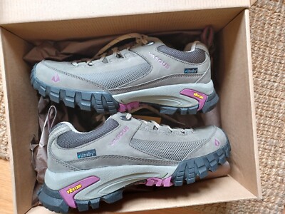 NEW in Box: Vasque Talus Trek hiking shoes for women, size 7, black olive/damson