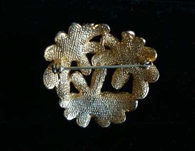 Broche Ancienne Fleur En Métal Doré Et Strass - Époque 1900 - Dimensions 2.5 X 2.3 Cm - Bon État D'Usage