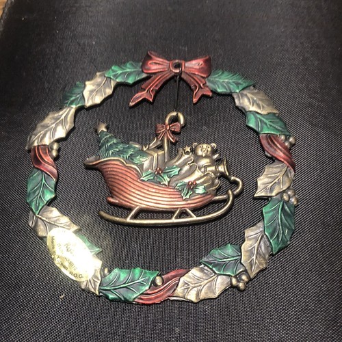 Vintage Russ Berrie Christmas Wreath Ornament Heirloom Collection Metal Lot/5 - Picture 5 of 9