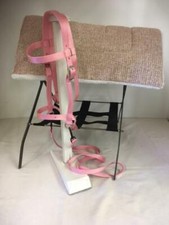 ALMOHADILLA DE SILLA DE MONTAR MINI CABALLO / SM PONY 22" - TEJIDA CUBIERTA ROSA - BRIDA ROSA BITLESS