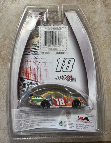 Unopened 2010 #18 Kyle Bush 1:64 scale dicast car and M&M Hood magnet. - Picture 2 of 2