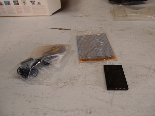 Kodak EasyShare Z730 5MP Digital Camera 4x Optical Zoom UNTESTED NO CHARGER - Picture 11 of 11