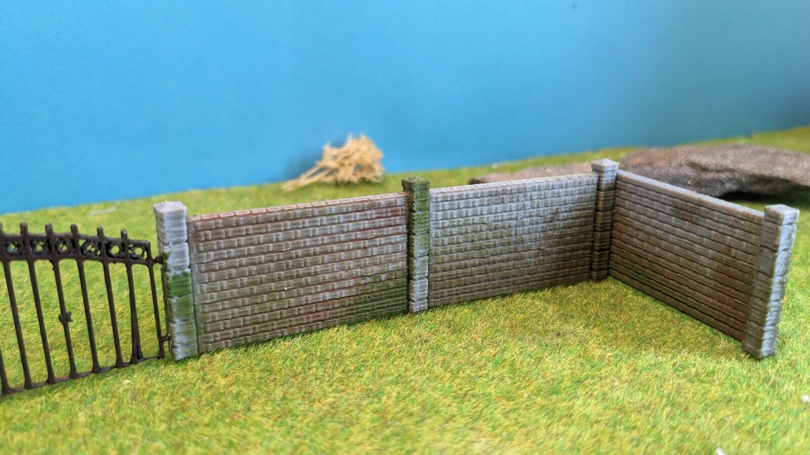 Picture 4 of 8
