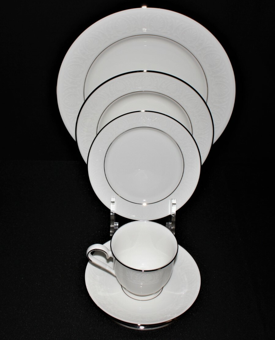 Lenox Hannah Platinum 5 Piece Fine Bone China Place Setting, Dishwasher