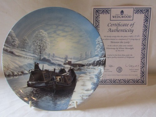 PIATTI ASSORTITI DA COLLEZIONE WEDGEWOOD DI WATERWAYS BY WINTER MOONLIGHT SERIES. - Foto 17 di 25
