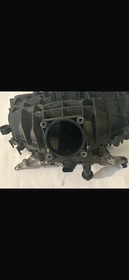 2012-18 宝马 328i Xdrive TURBO AIR INTAKE MANIFOLD 7588126 原始设备制造商 — 第 2/3 张图片