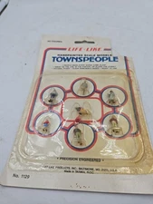 HO Scale - Figures by Life-Like Products, Townspeople #1129, NEW