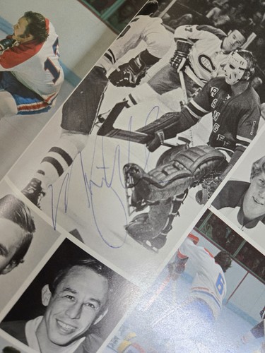 Rare Vintage 1972 NHL Montreal Canadiens Team Signed Autographed Program - Picture 13 of 24