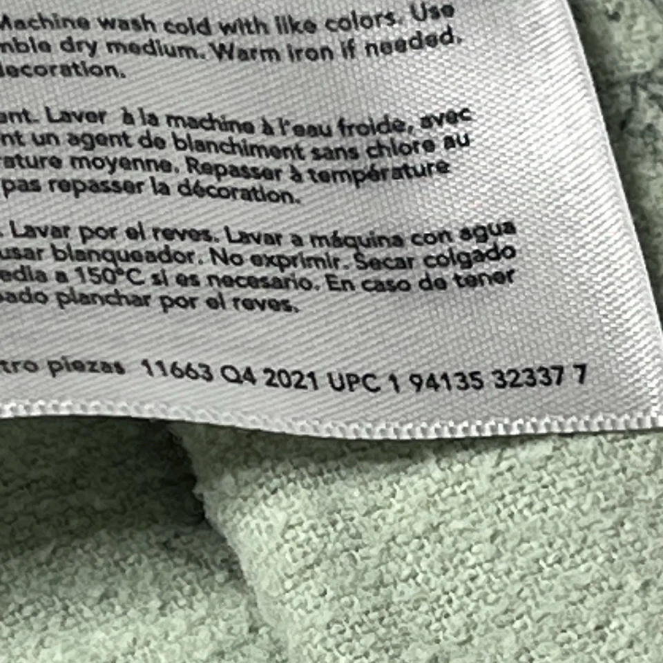 Manta de franela ligera Carters ovejas patos nabos granja verde 38x29 pulgadas Foto 3 de 4