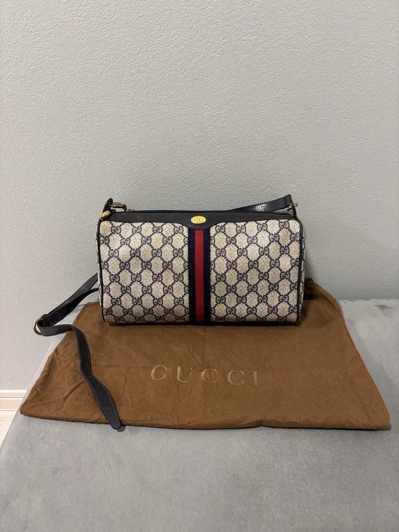 GUCCI GG Supreme Navy Shelley Line Shoulder Bag