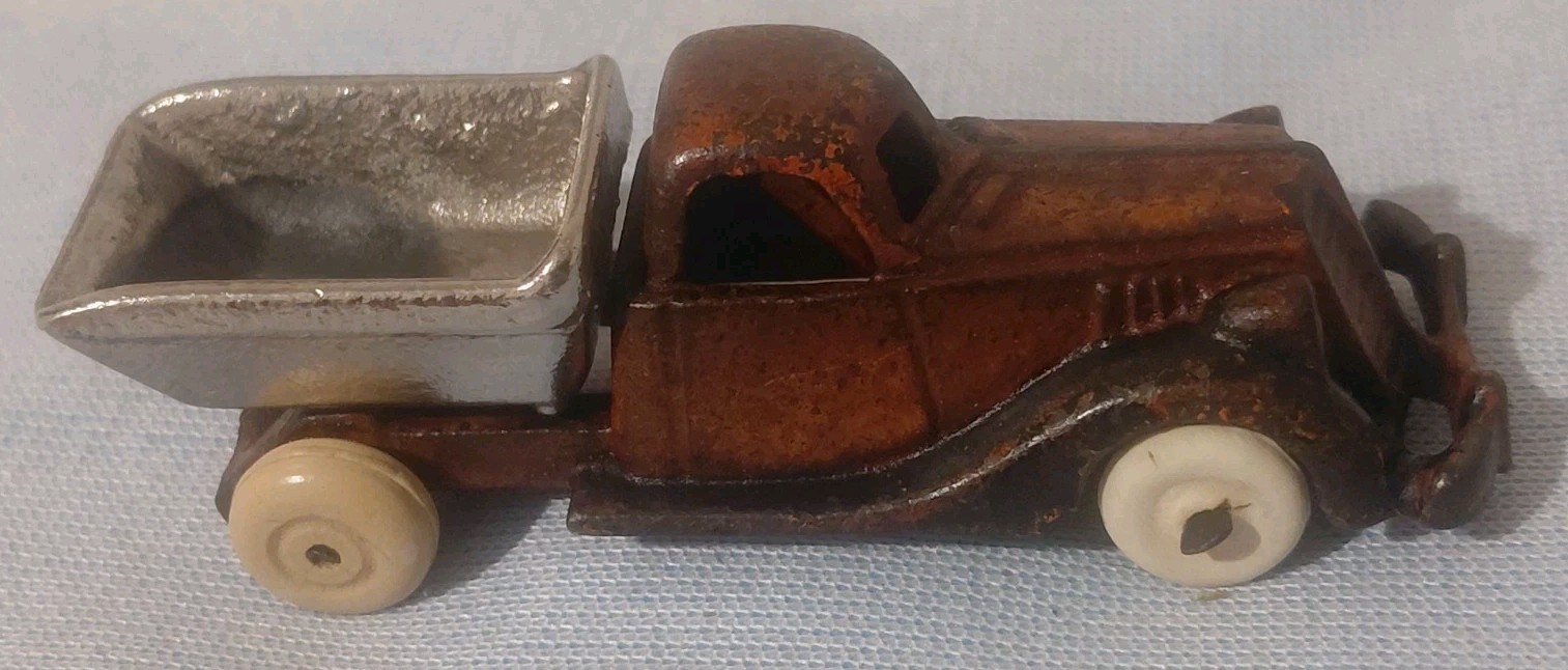 Vtg. Hubley 3-1/4