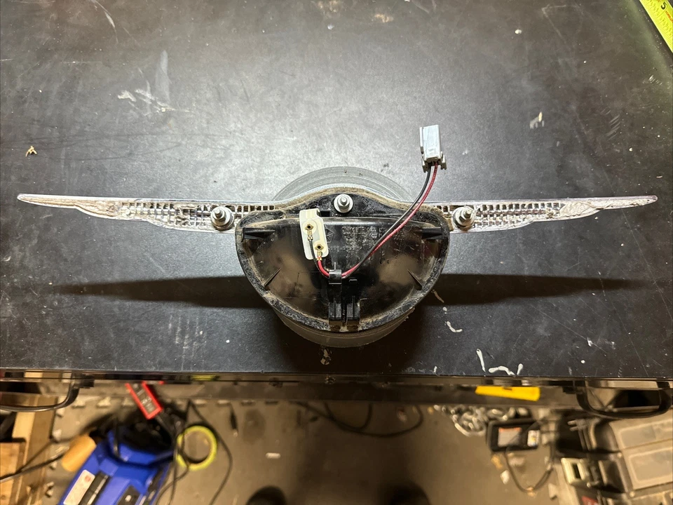 05-10 Chrysler PT Cruiser puerta levadiza maletero liberación eléctrica manija emblema negro Foto 2 de 2