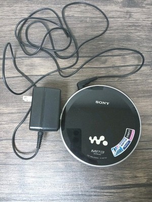 Sony CD Walkman D-NE730 ATRAC MP3 Portable CD Player w/ Remote LCD Tested Workin
