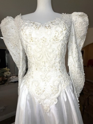 Rare NWT Vintage Wedding Dress Size 10 Beaded Lace Gown Cathedral Train 80s - Picture 13 of 21