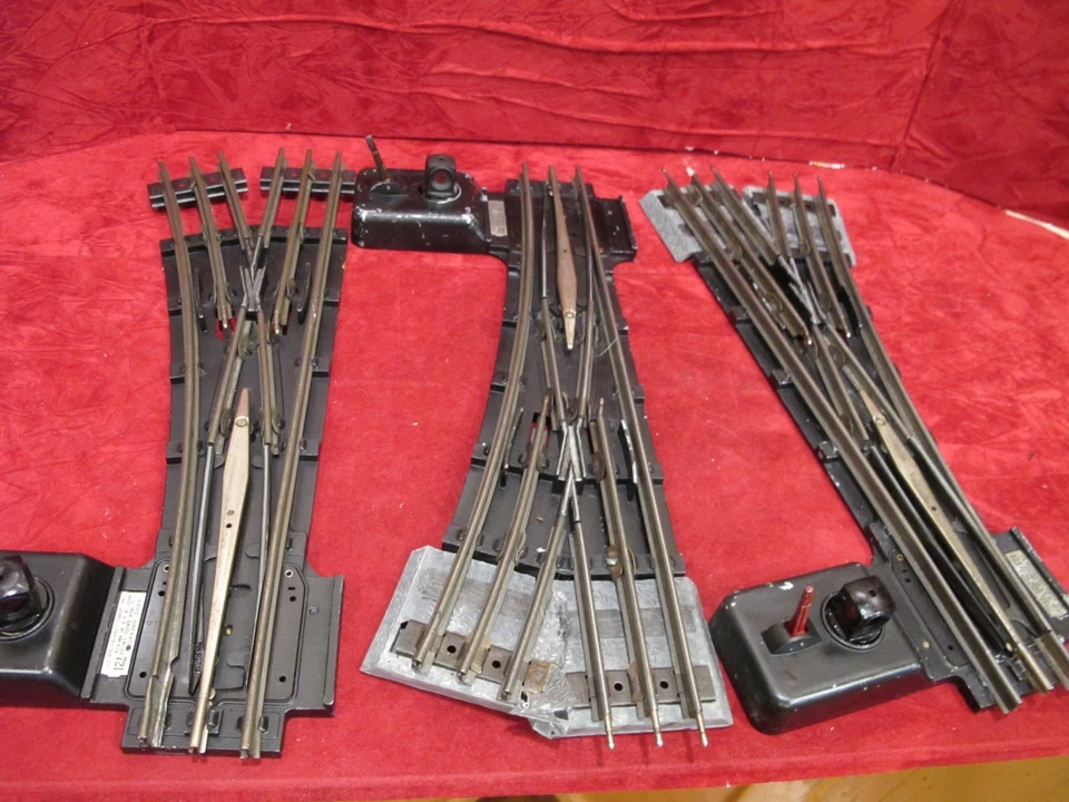 3 ORIGINAL LIONEL 721 SWITCHES - PREWAR - - Image 2 of 4