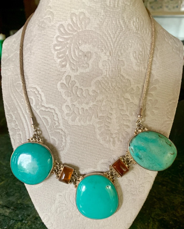 Collar de piedras preciosas turquesa de plata de ley Sajen Foto 3 de 4