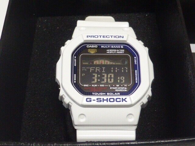 Casio G-SHOCK GWX-5600C-7JF G-LIDE White Tough Solar Radio Atomic Men`s  Watch