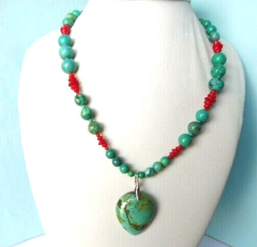 Collier en Turquoise et Corail, le cadeau idéal en pierres naturelles et argent