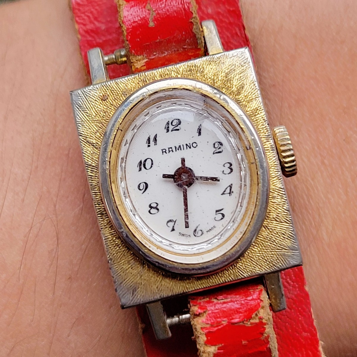 Migno antique watch with red leather strap Murano Watches | Murano Millefiori Watch with Leather Band - Red main image 4
