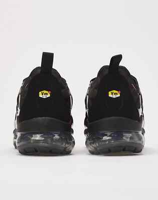 black vapormax foot locker