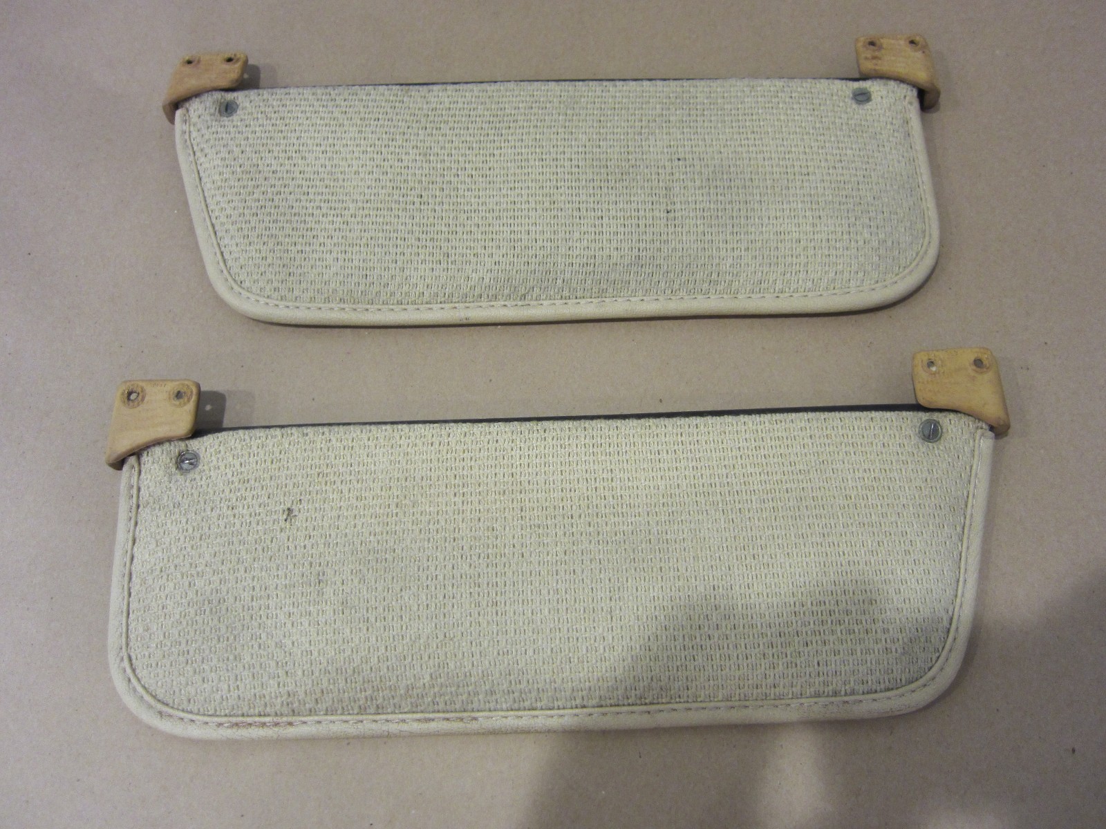 Ferrari Ferrari Mondial 8  Sun Visors Set Part # 60687200  