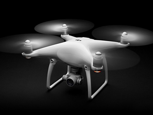 DJI Phantom 4 GPS Drone/Quadcopter w/ 4K HD Camera&Gimbal - Picture 5 of 12