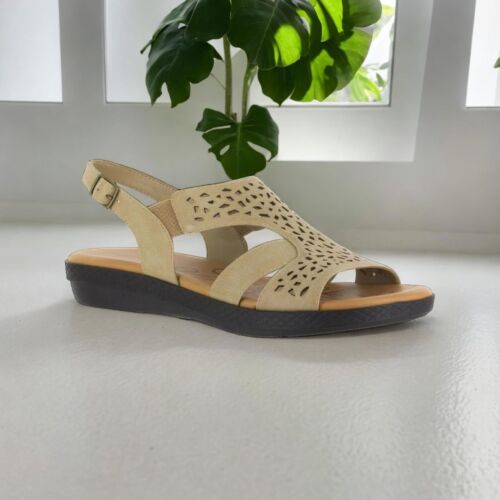 Easy Street Women Open Toe Buckle Closure Bolt Sandals Stone Size 9M NIB
