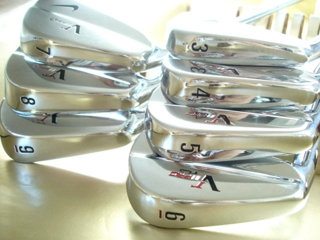 Nike VR Pro Blade Iron Set 7pcs 3-9 Dynamic Gold S200 Flex S Left-Handed - Image 2 of 3