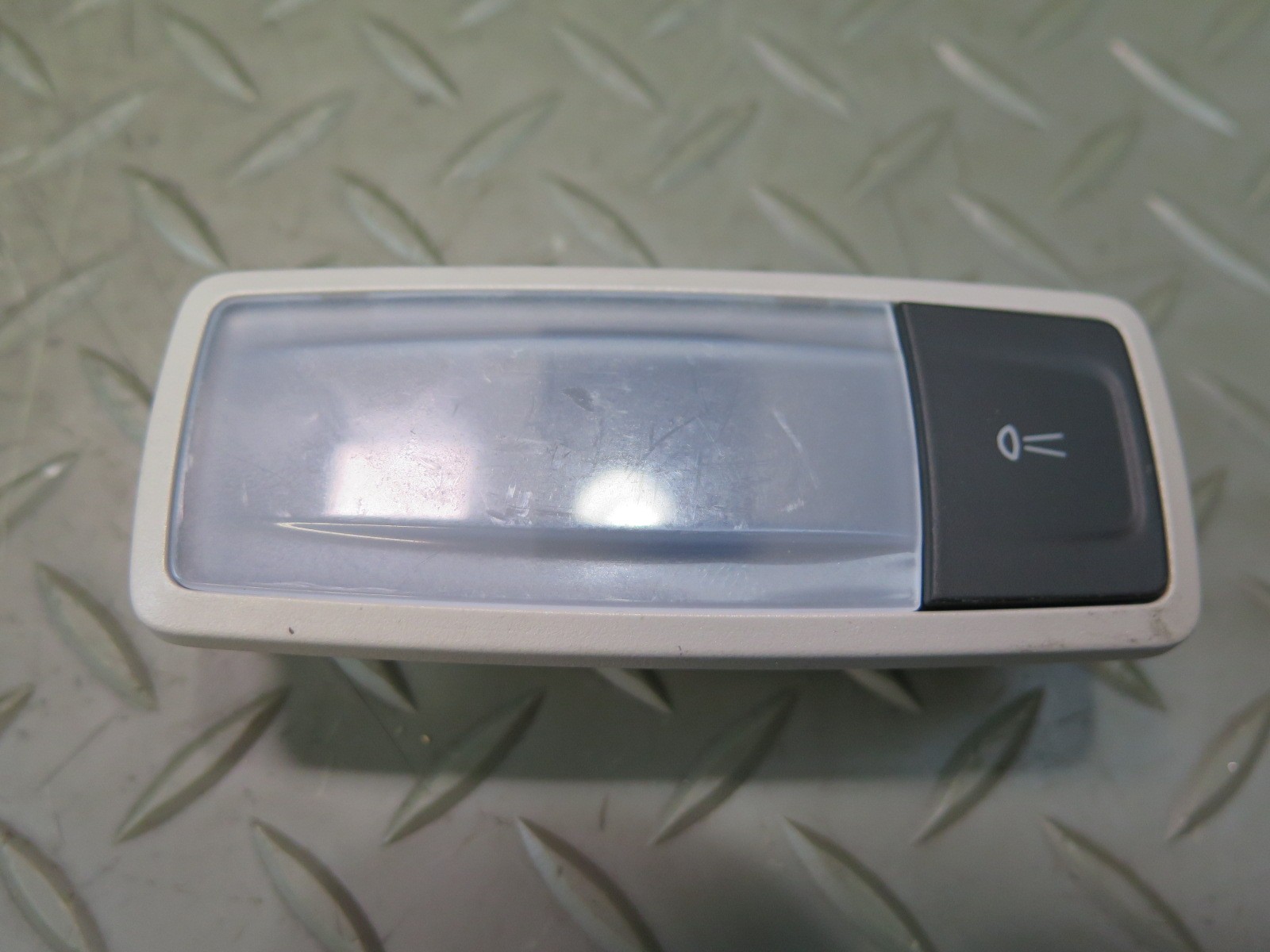2017-2020 MASERATI LEVANTE M161 FRONT & REAR OVERHEAD INTERIOR LIGHT SET OF 4