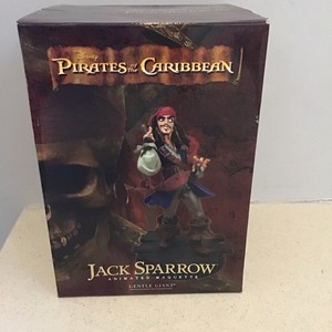 Statue NECA Disney Pirates des Caraïbes édition limitée Jack
