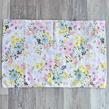 Vintage 1970s Pequot Pillowcase Floral Pattern Cottagecore