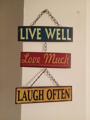 Wohl leben Liebe viel lachen oft Metall hängend 3 Schilder Vintage Shabby Chic Plakette