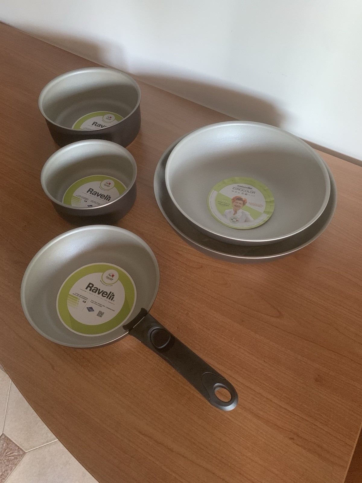 Set Padelle Ravelli & Salutella Made in Italy: Cucina Sana Salvaspazio
