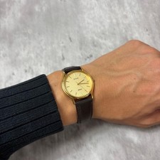 Vintage SEIKO DOLCE Round Watch Gold Dial