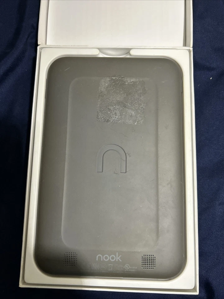 Increíble dispositivo de lectura y entretenimiento NOOK HD Tablet WiFi Foto 3 de 4