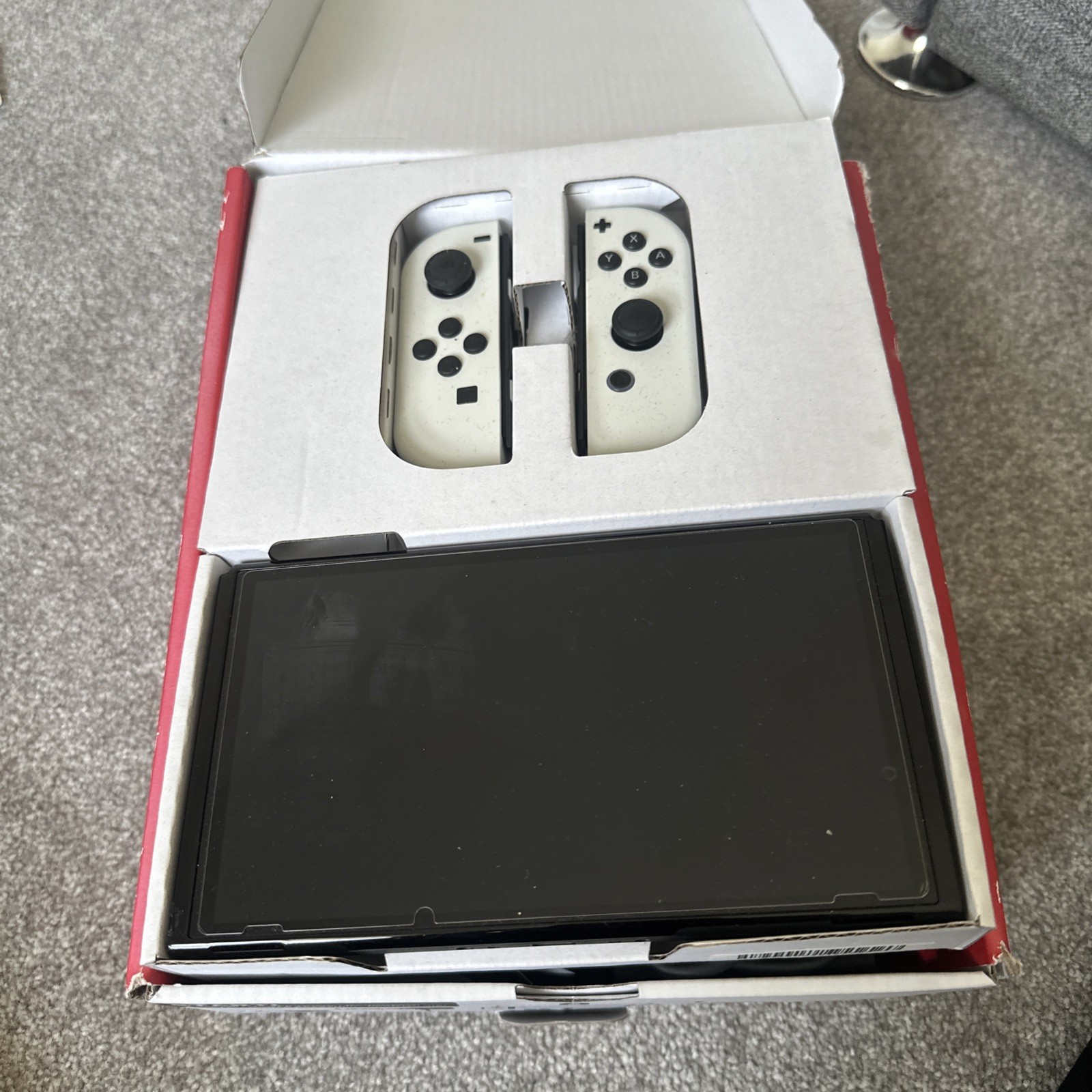 Nintendo Switch OLED Model HEG-001 Handheld Console - 64GB - White