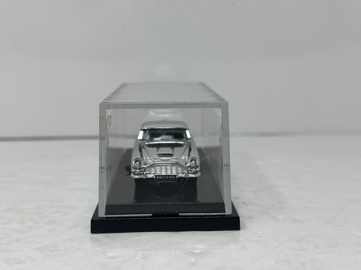 Hot Wheels SDCC San Diego Comic-Con James Bond 007 Aston Martin
