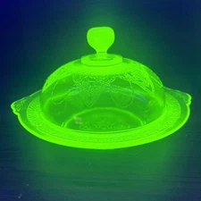 Federal Georgian Lovebirds Butter Dish Dome Cover 7.5” Uranium Green Depression