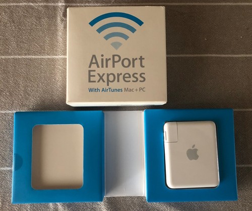 Apple Airport Express A1084 Router (M9470LL/A) - Picture 6 of 6