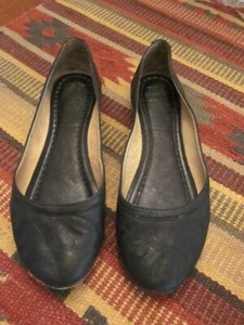 frye black flats