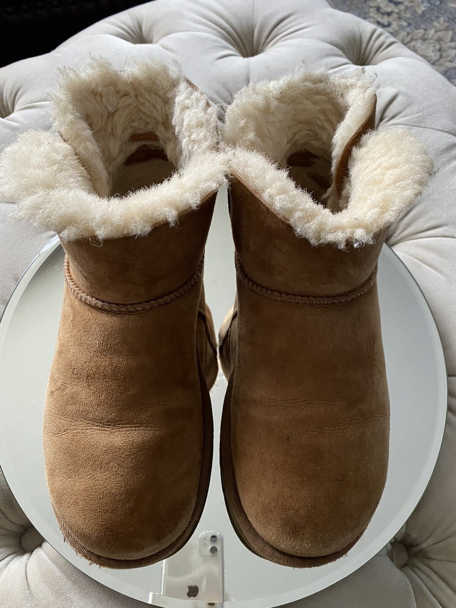 UGG MINI BAILEY BUTTON ショートブーツ 24CM UGG Australia（アグオーストラリア） ブーツ UGG アグ W MINI BAILEY