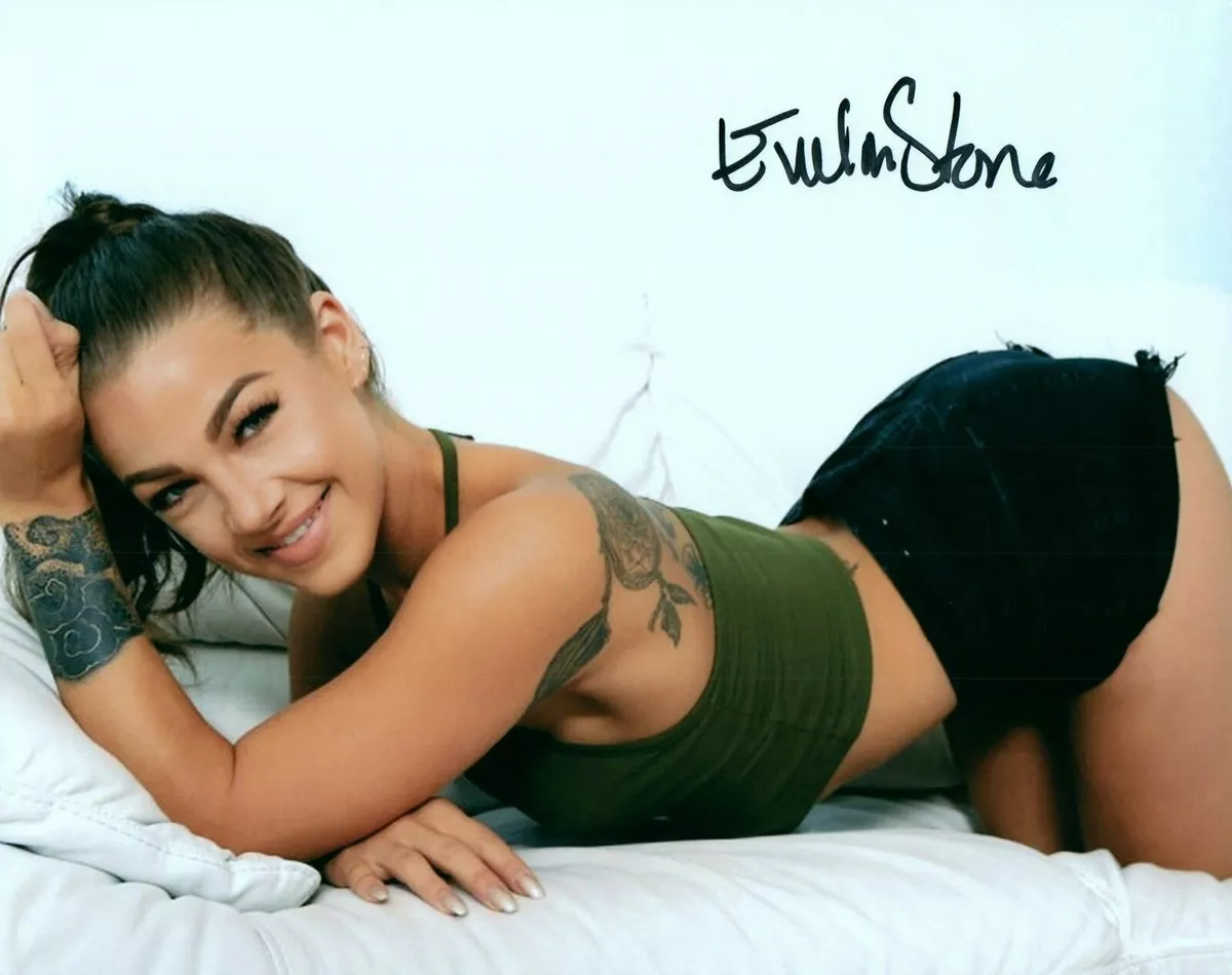 Eveline stone