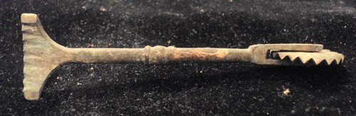 Vintage Antique Brass Pie Crimper Dough Cutter Crust Edger Wheel Kitchen Tool - Picture 6 of 7