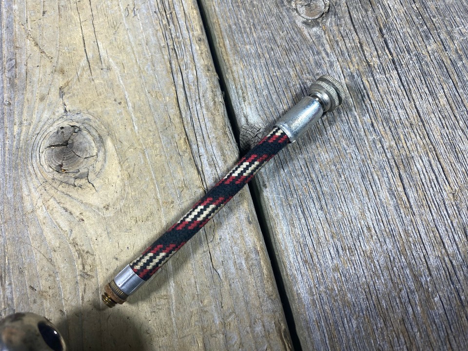 VINTAGE ANTIQUE PHOENIX BIKE BICYCLE PUMP SEAT TUBE FRAME PUMP CLAMPON