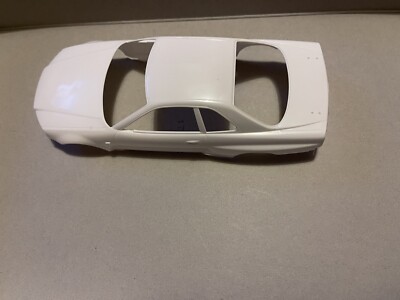 Tamiya Modellbausatz 1/24 Nissan Skyline R34 GTR VSpec 24210 Neu in OVP