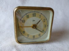 ALTER KLEINE WECKER EMES - MIT WECKFUNKTION-HANDAUFZUG-60-70 -JAHRE-TISCHUHR-