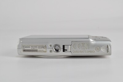 Near Mint]Canon IXY 220F Silver Digital Camera Optical 5x Zoom