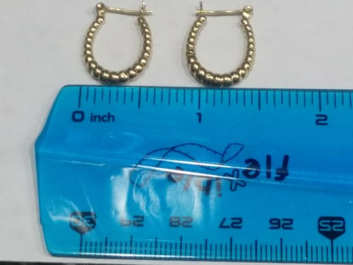 Vintage Elongated 14K Hoop Earrings - Picture 5 of 12