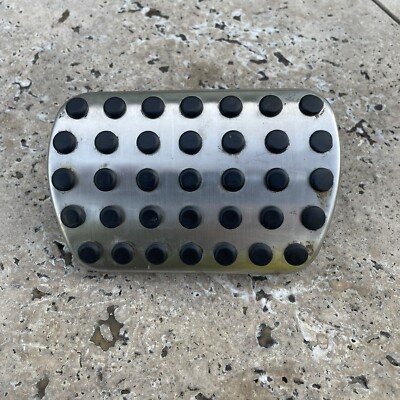 2012-2018 MERCEDES-BENZ CLS550 C218 BRAKE PEDAL COVER OEM